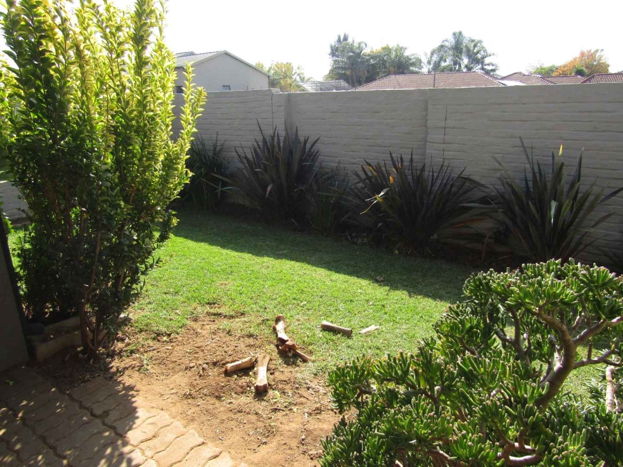 To Let 2 Bedroom Property for Rent in Norton Park Gauteng