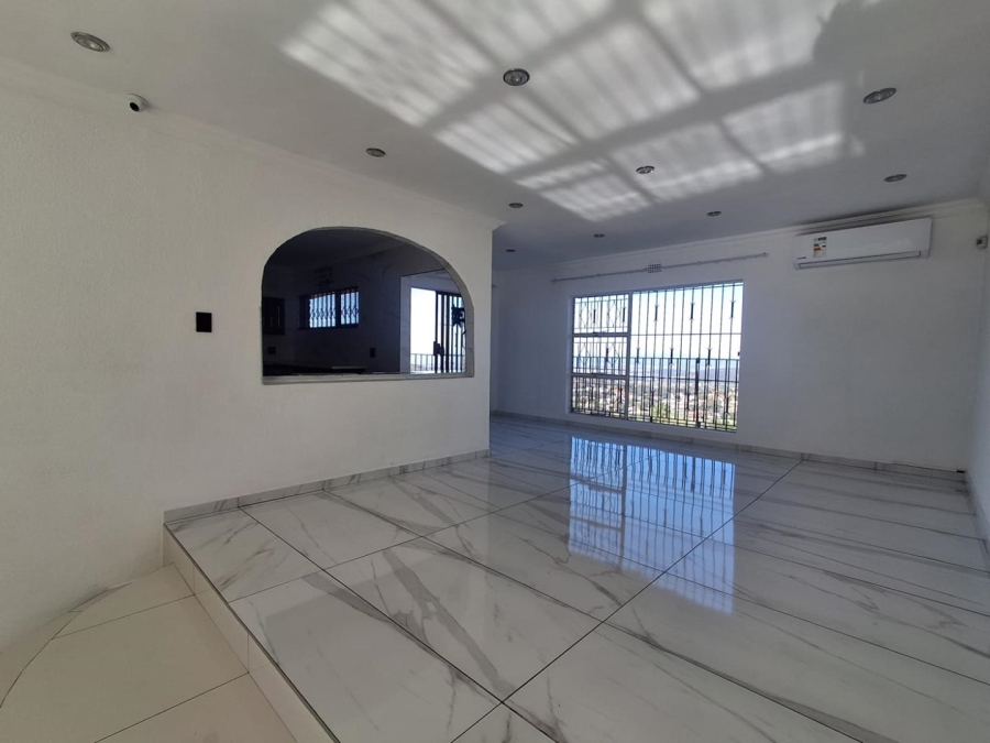 3 Bedroom Property for Sale in Bassonia Gauteng