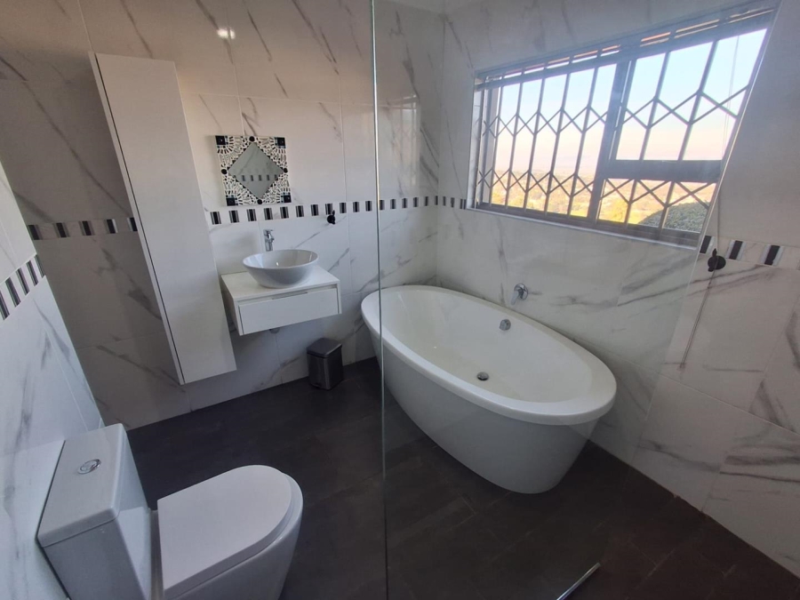 3 Bedroom Property for Sale in Bassonia Gauteng