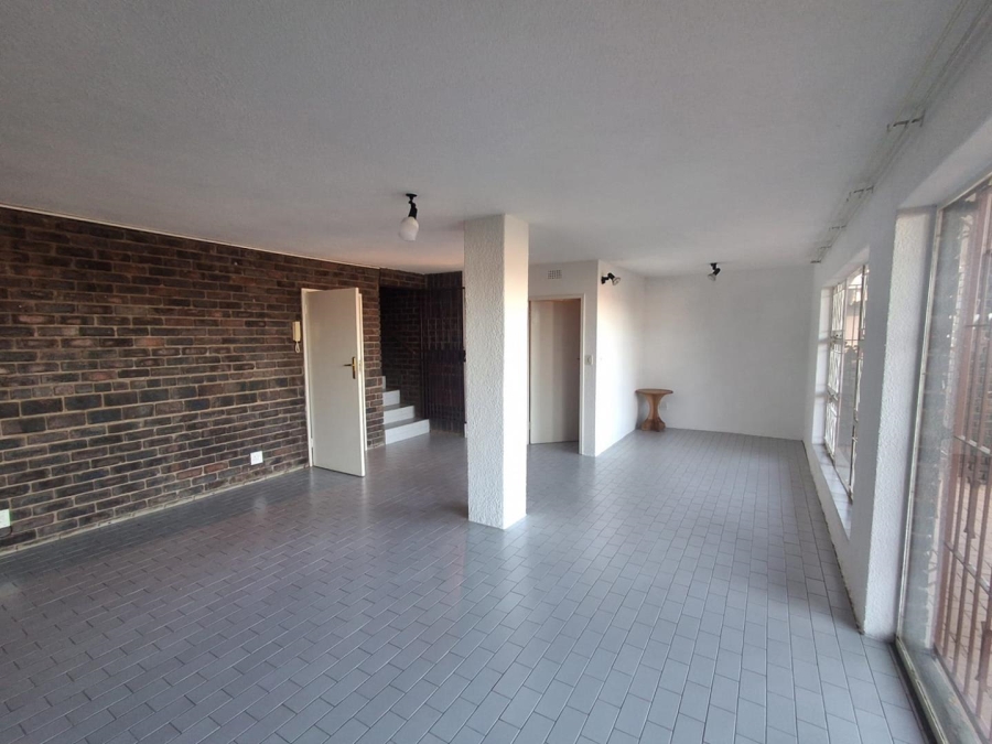 3 Bedroom Property for Sale in Bassonia Gauteng