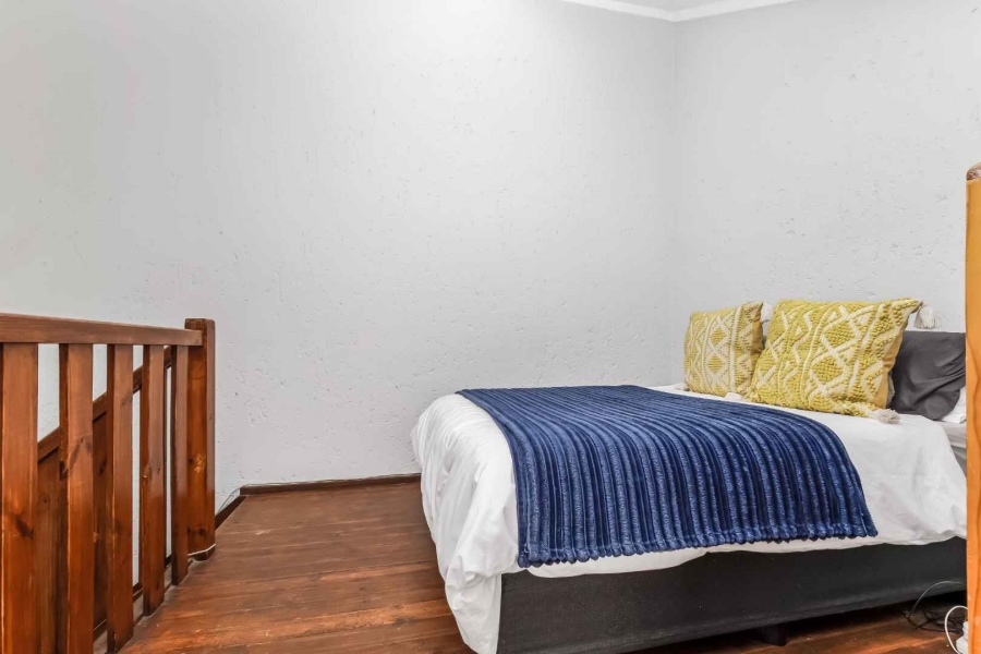 1 Bedroom Property for Sale in Lonehill Gauteng