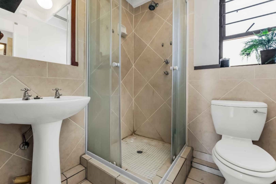 1 Bedroom Property for Sale in Lonehill Gauteng