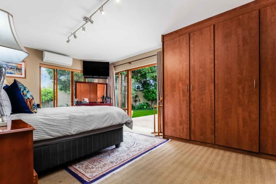 4 Bedroom Property for Sale in Lonehill Gauteng