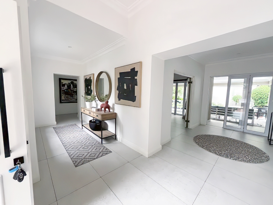 4 Bedroom Property for Sale in Atholl Gauteng