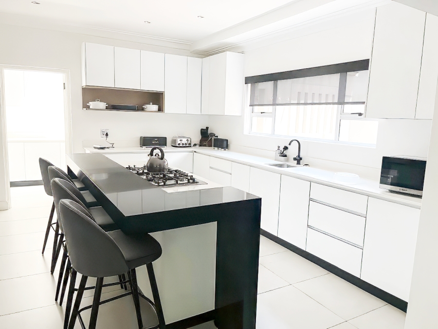 4 Bedroom Property for Sale in Atholl Gauteng