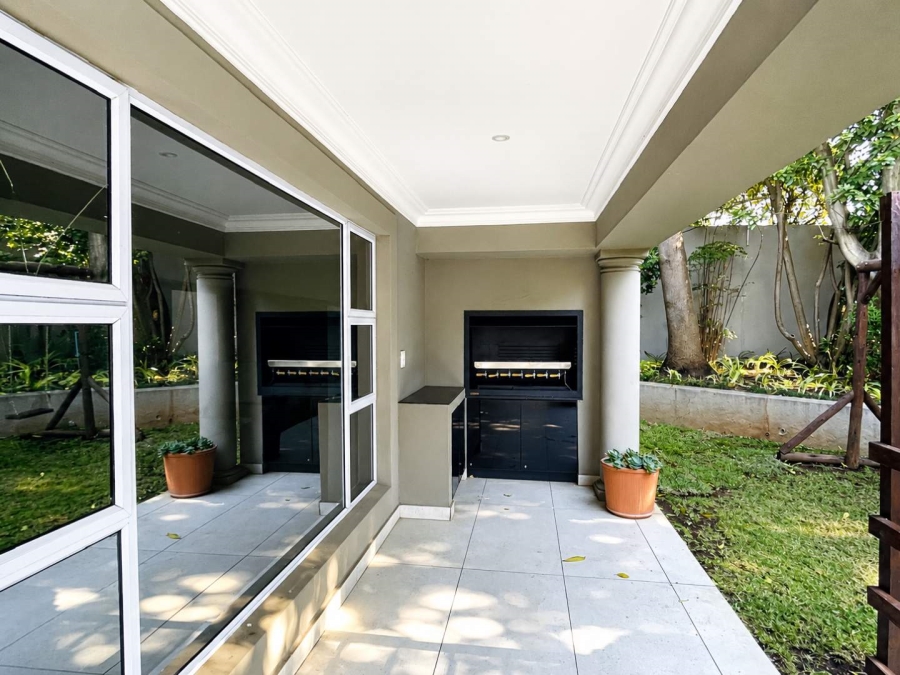 4 Bedroom Property for Sale in Atholl Gauteng