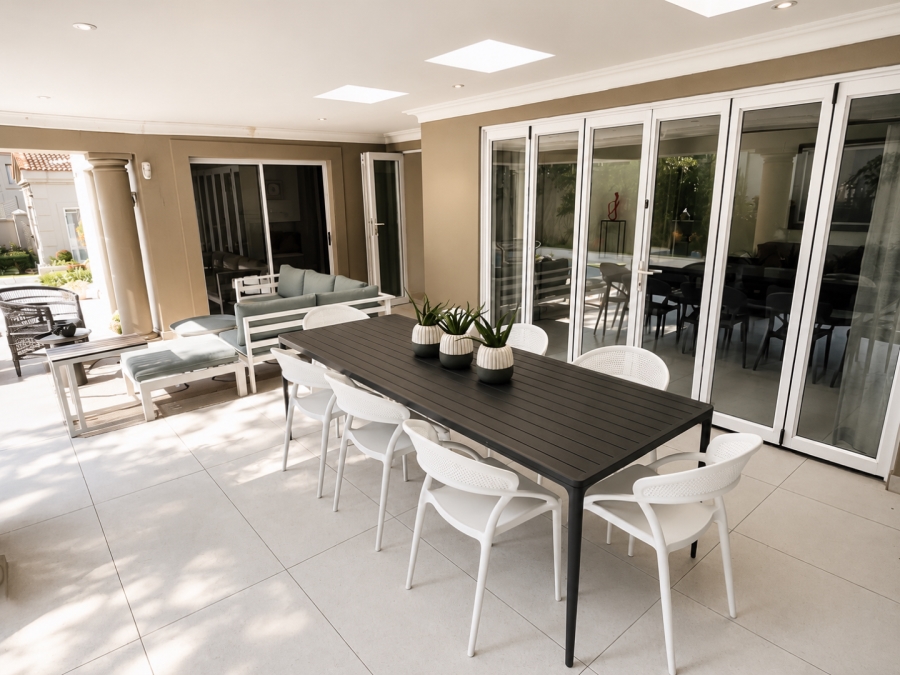 4 Bedroom Property for Sale in Atholl Gauteng