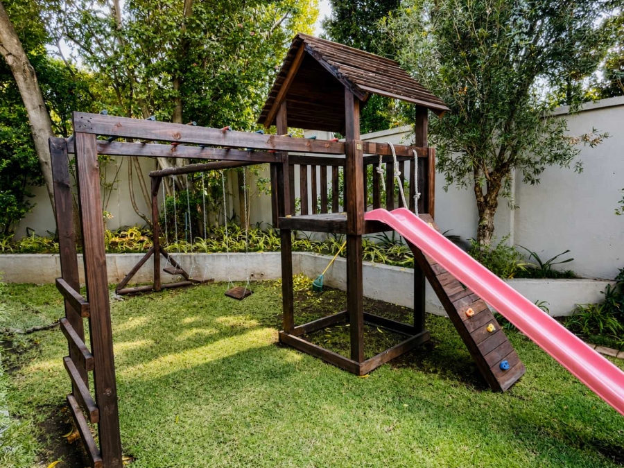 4 Bedroom Property for Sale in Atholl Gauteng