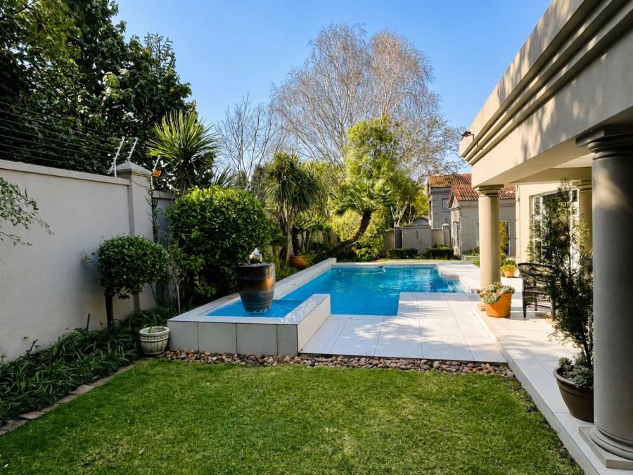 4 Bedroom Property for Sale in Atholl Gauteng