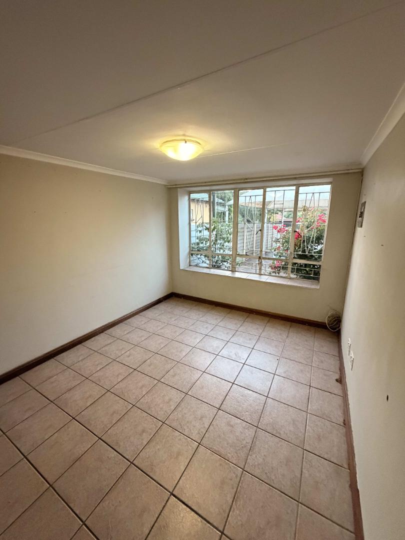 4 Bedroom Property for Sale in Queenswood Gauteng