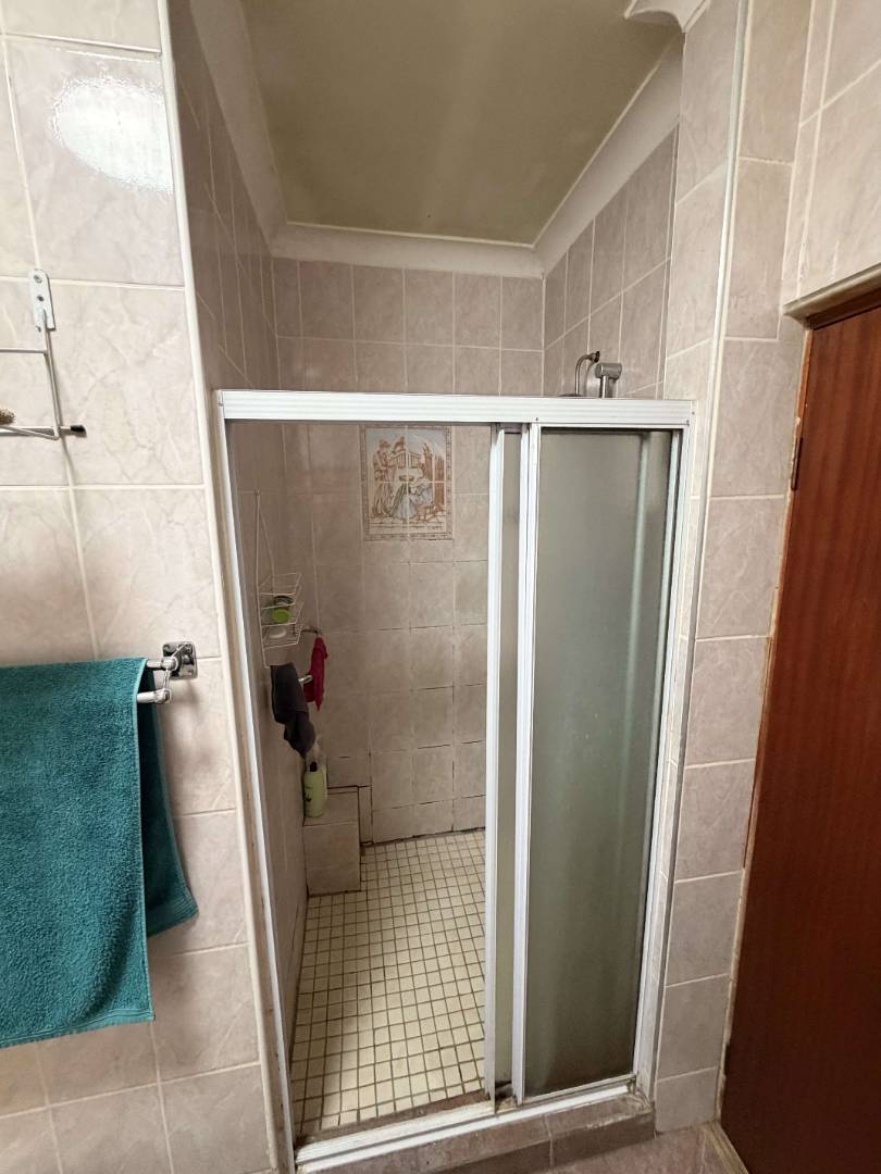 4 Bedroom Property for Sale in Queenswood Gauteng