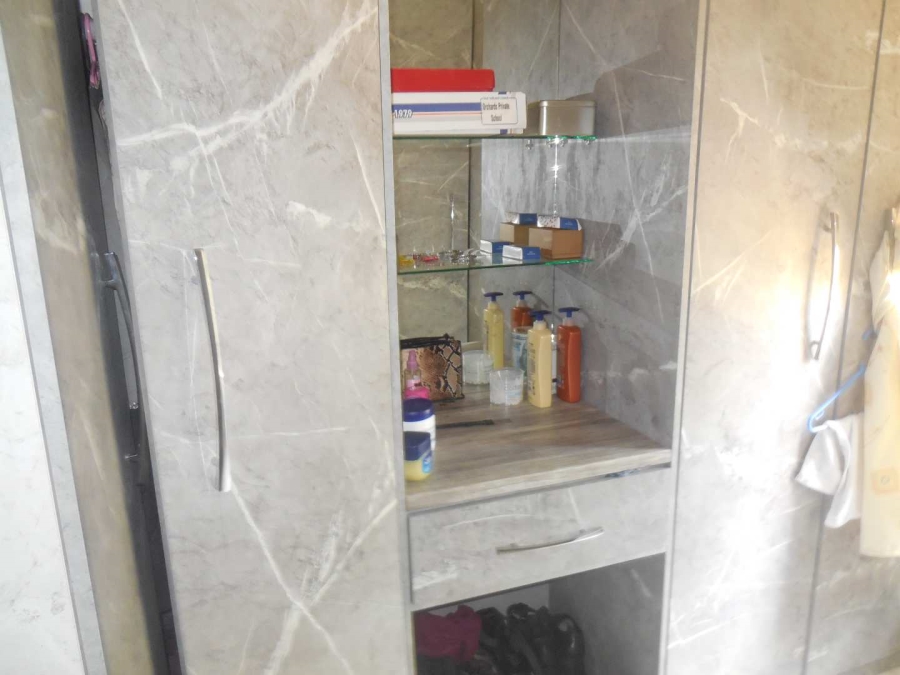 To Let 4 Bedroom Property for Rent in Silverton Gauteng