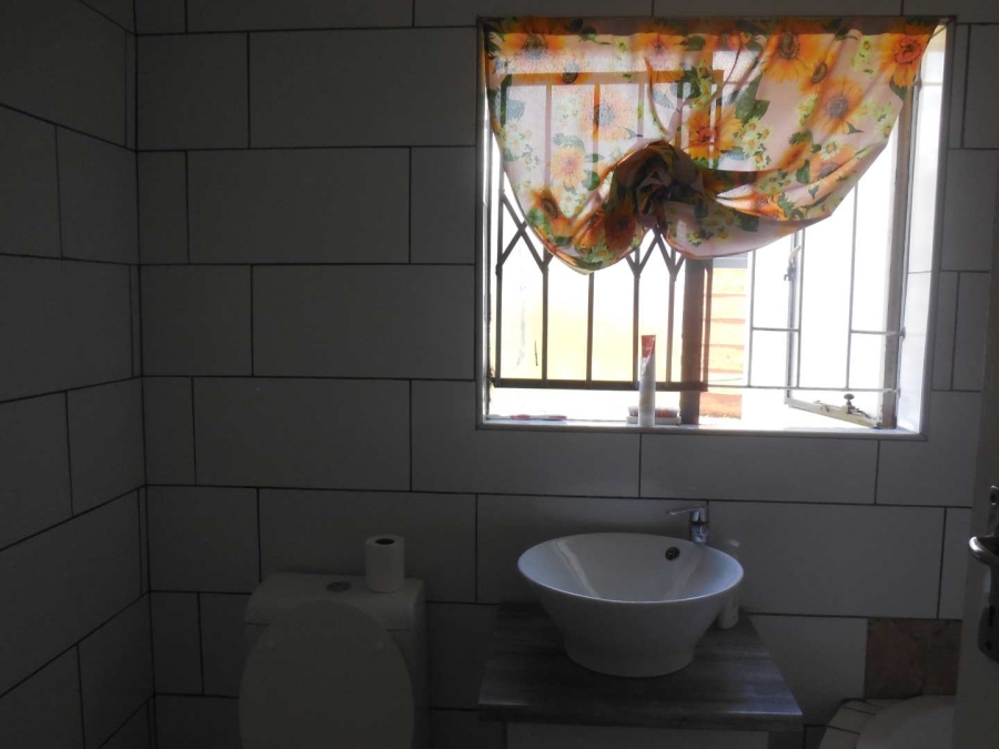 To Let 4 Bedroom Property for Rent in Silverton Gauteng