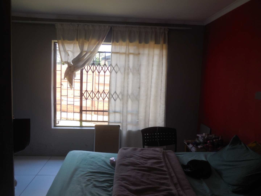 To Let 4 Bedroom Property for Rent in Silverton Gauteng