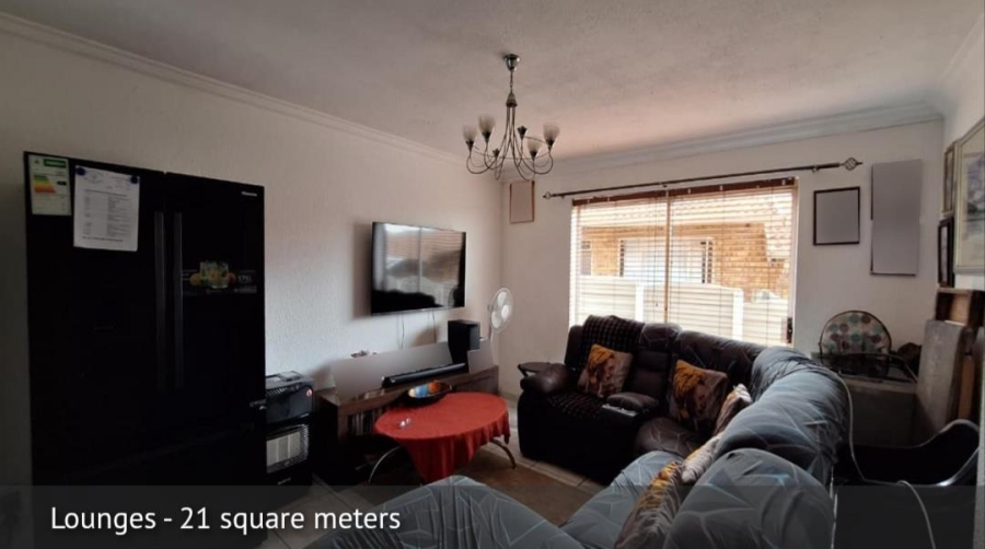 2 Bedroom Property for Sale in Birch Acres Gauteng
