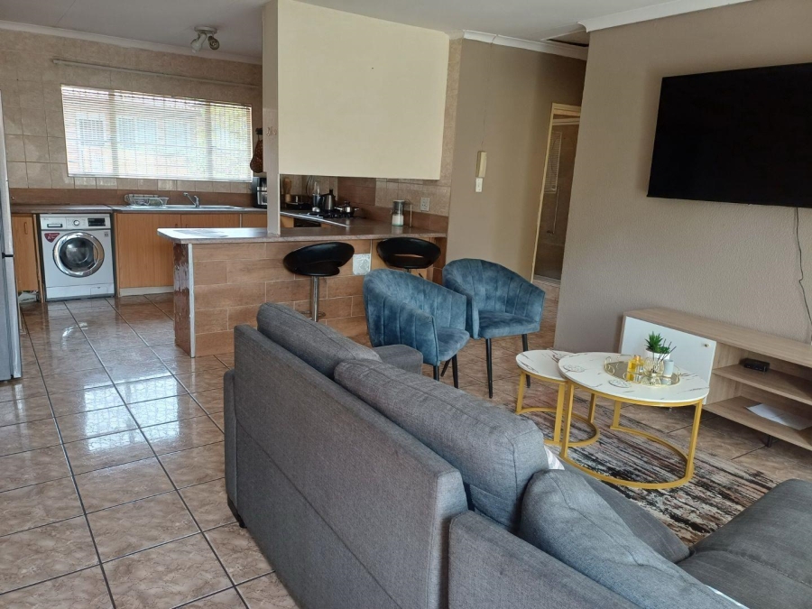 3 Bedroom Property for Sale in Birchleigh North Gauteng