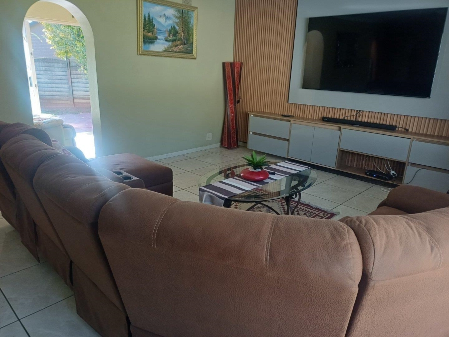 4 Bedroom Property for Sale in Birch Acres Gauteng