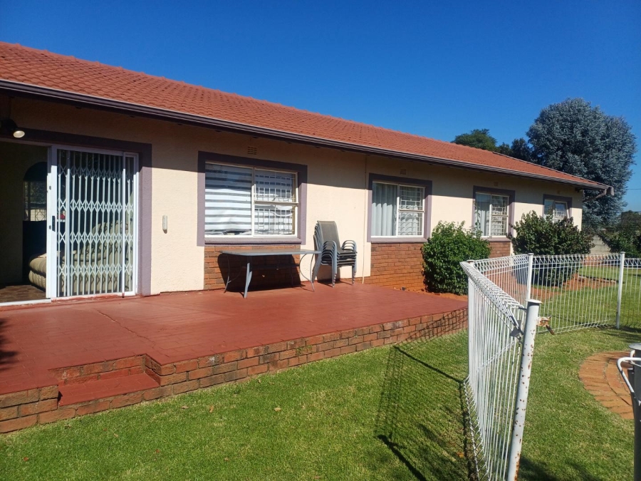 4 Bedroom Property for Sale in Birch Acres Gauteng