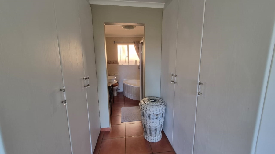 3 Bedroom Property for Sale in Terenure Gauteng