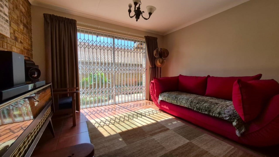 3 Bedroom Property for Sale in Terenure Gauteng