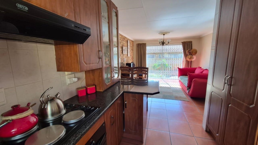 3 Bedroom Property for Sale in Terenure Gauteng