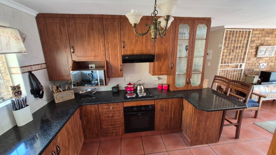 3 Bedroom Property for Sale in Terenure Gauteng