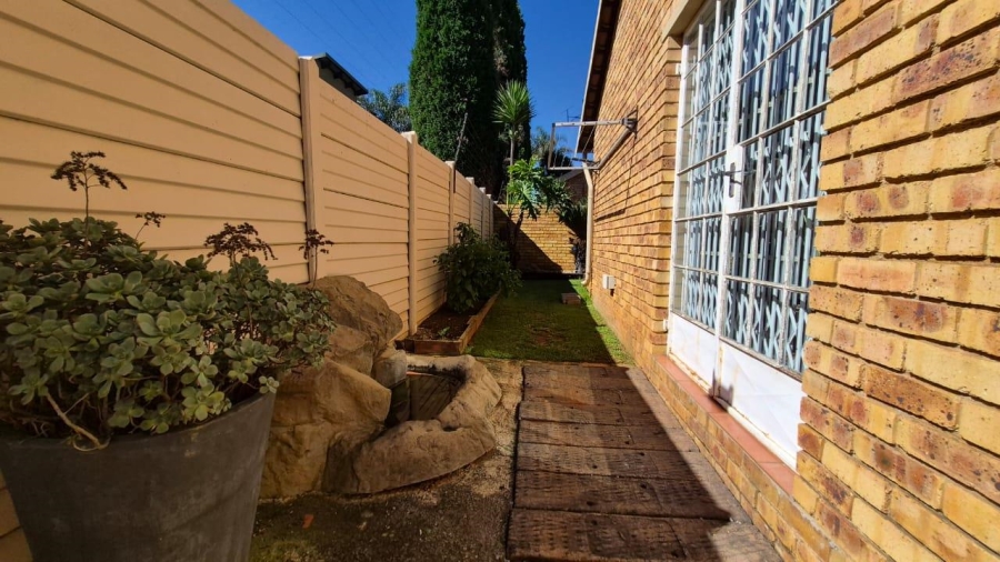 3 Bedroom Property for Sale in Terenure Gauteng