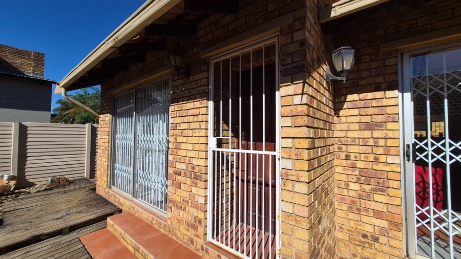 3 Bedroom Property for Sale in Terenure Gauteng