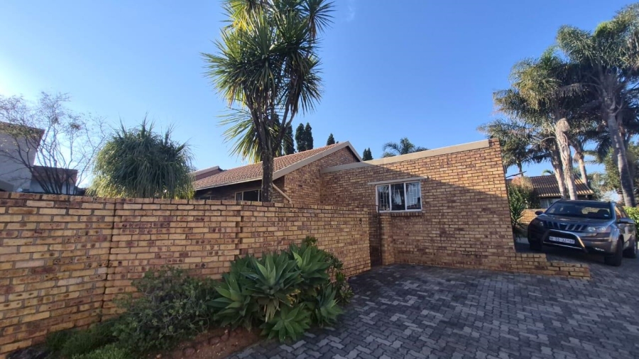 3 Bedroom Property for Sale in Terenure Gauteng