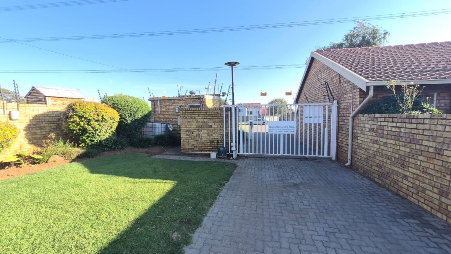 3 Bedroom Property for Sale in Terenure Gauteng
