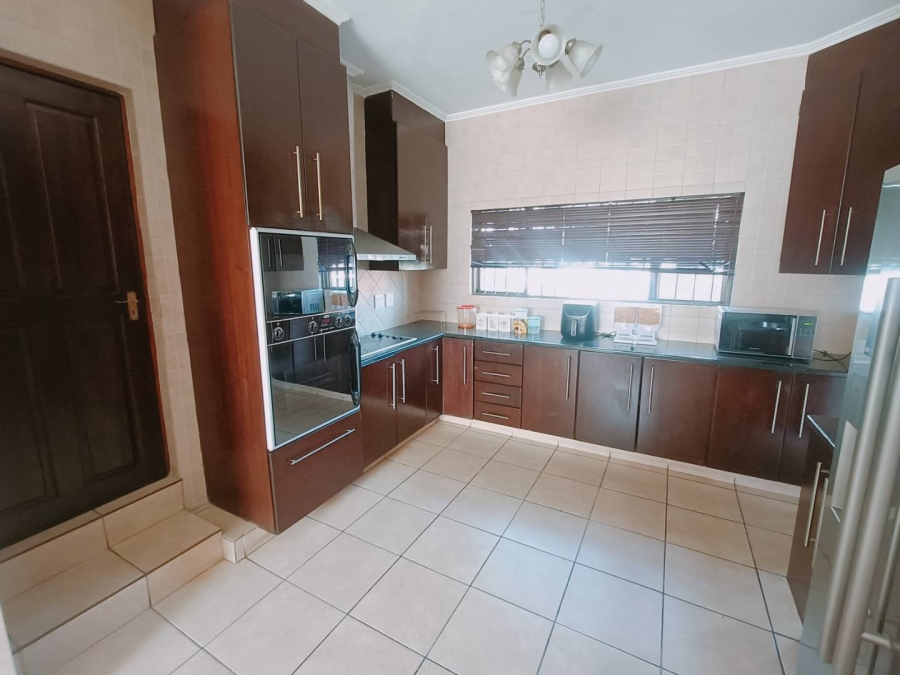 4 Bedroom Property for Sale in Amberfield Ridge Gauteng