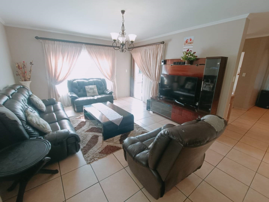 4 Bedroom Property for Sale in Amberfield Ridge Gauteng