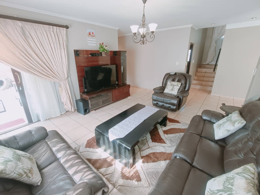4 Bedroom Property for Sale in Amberfield Ridge Gauteng