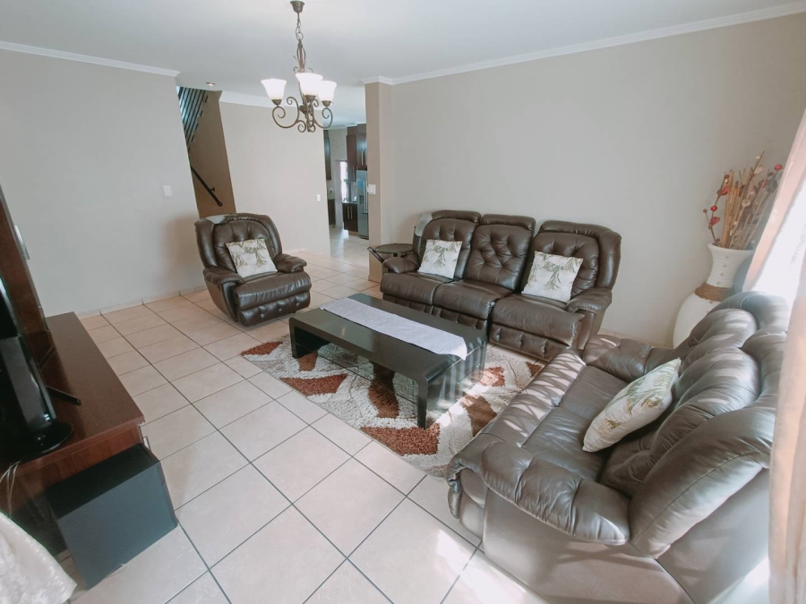 4 Bedroom Property for Sale in Amberfield Ridge Gauteng
