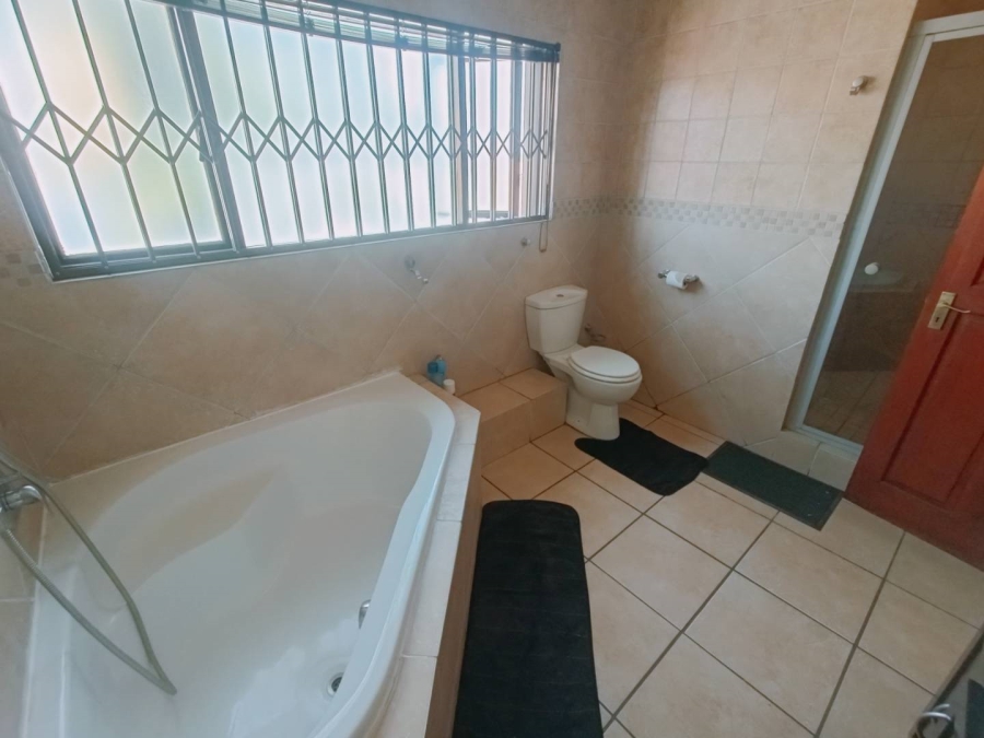 4 Bedroom Property for Sale in Amberfield Ridge Gauteng
