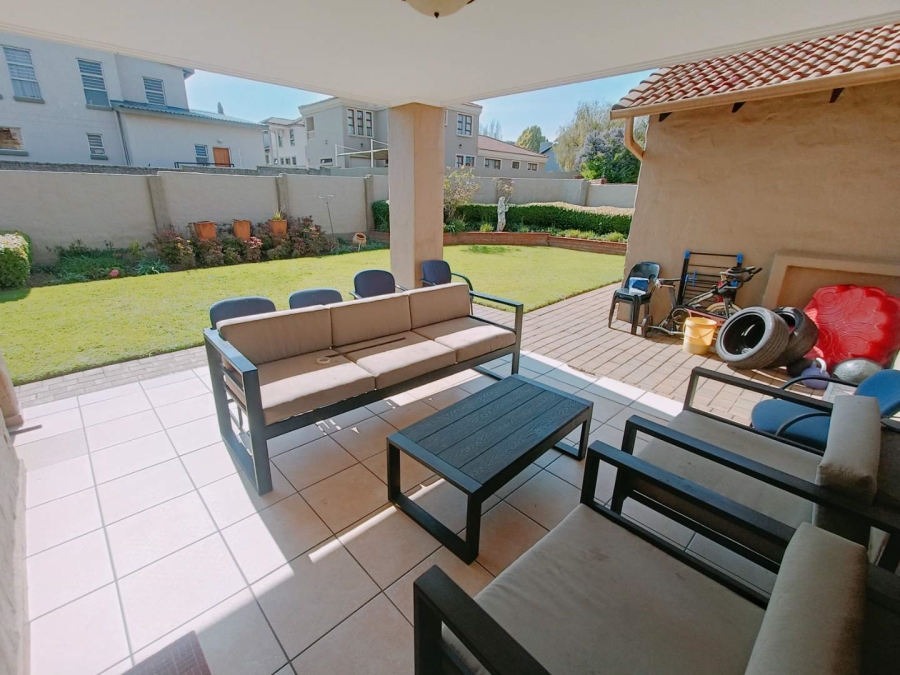 4 Bedroom Property for Sale in Amberfield Ridge Gauteng