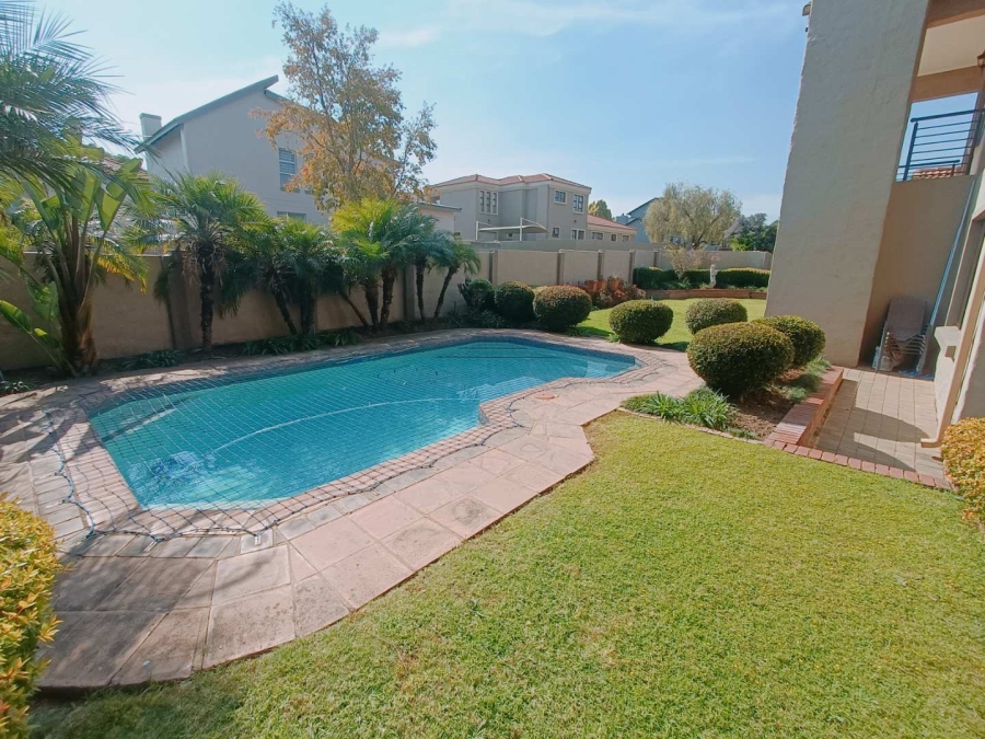 4 Bedroom Property for Sale in Amberfield Ridge Gauteng