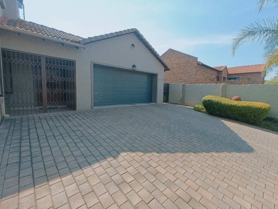 4 Bedroom Property for Sale in Amberfield Ridge Gauteng