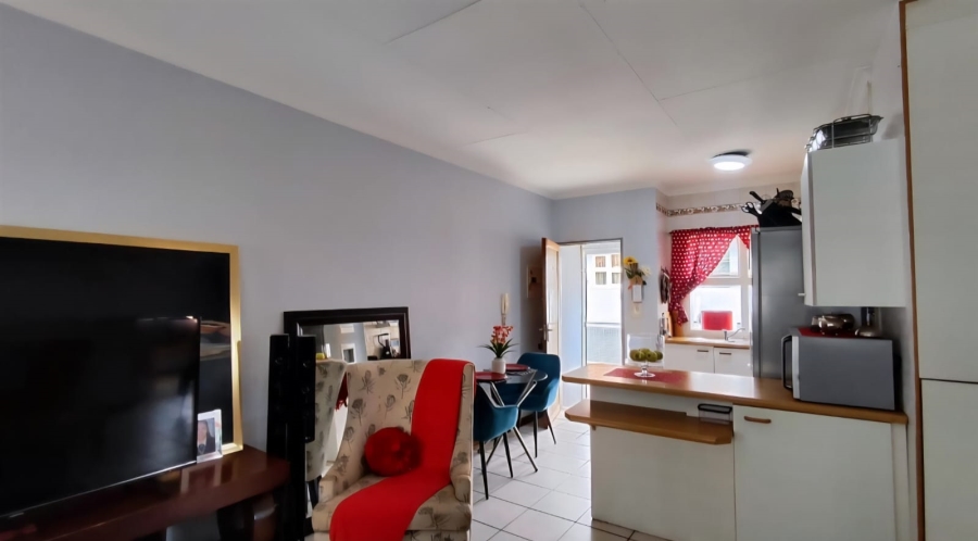2 Bedroom Property for Sale in New Redruth Gauteng