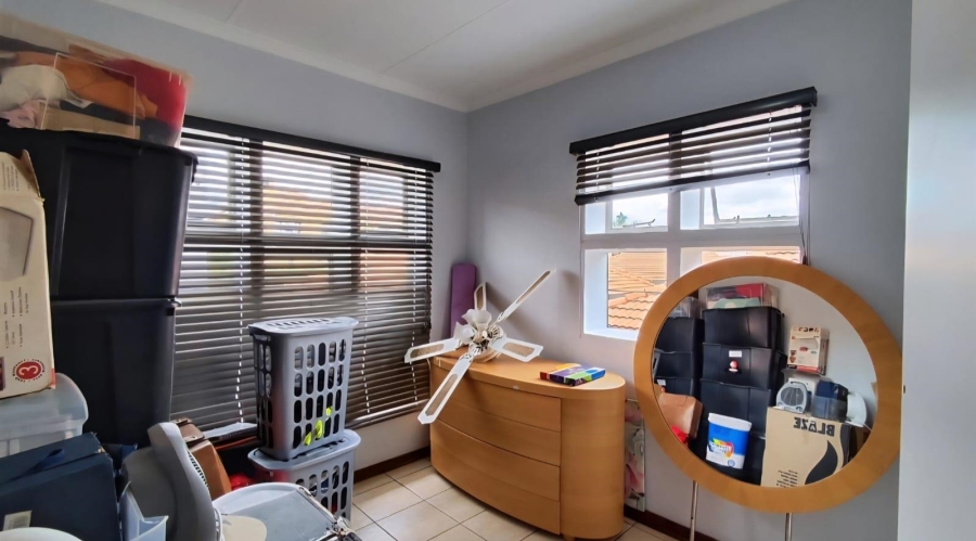 2 Bedroom Property for Sale in New Redruth Gauteng