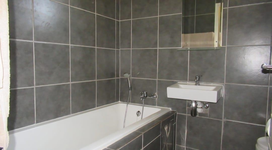 3 Bedroom Property for Sale in South Hills Gauteng