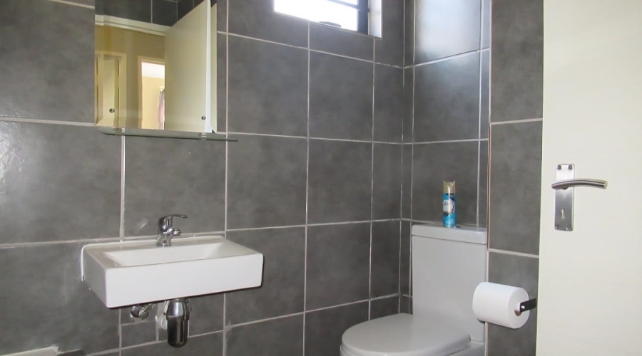3 Bedroom Property for Sale in South Hills Gauteng