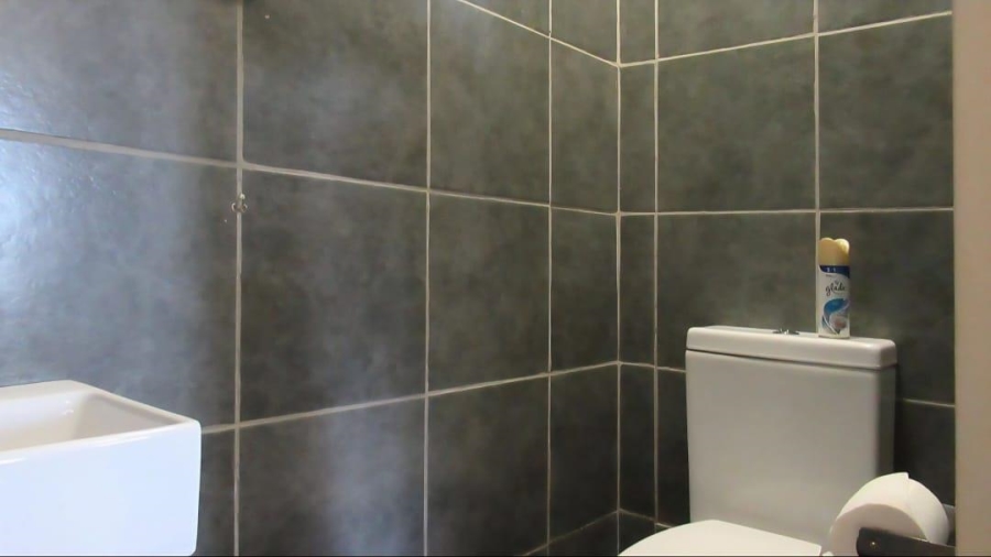 3 Bedroom Property for Sale in South Hills Gauteng