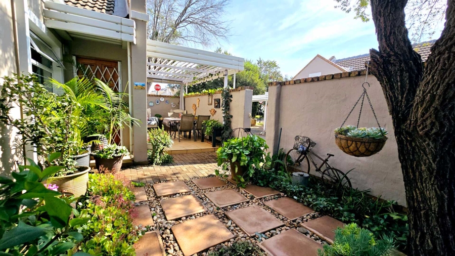 To Let 2 Bedroom Property for Rent in Willow Park Manor Gauteng