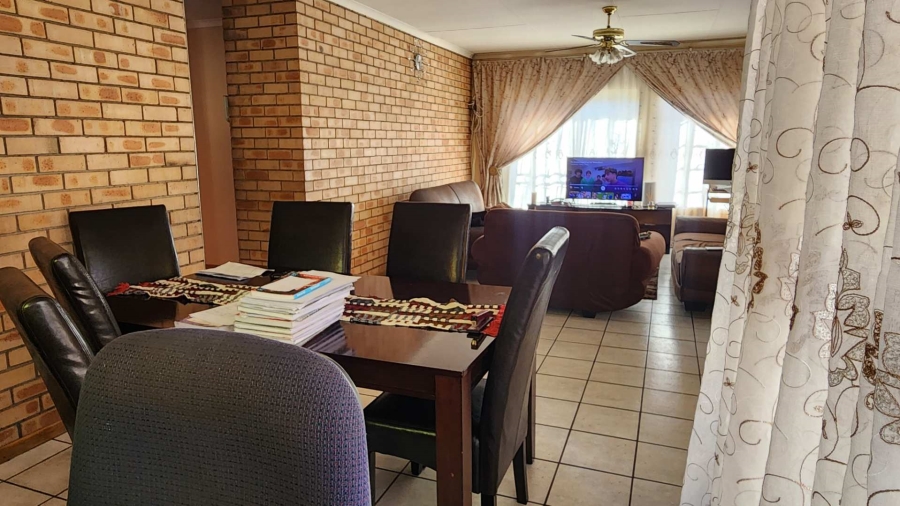 To Let 3 Bedroom Property for Rent in Ninapark Gauteng