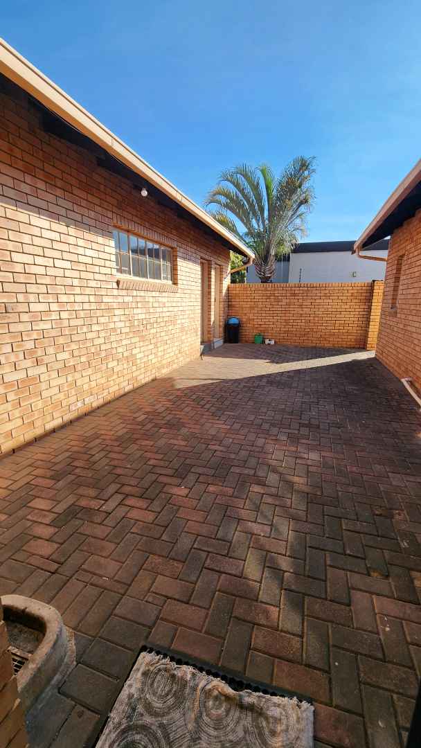 To Let 3 Bedroom Property for Rent in Ninapark Gauteng