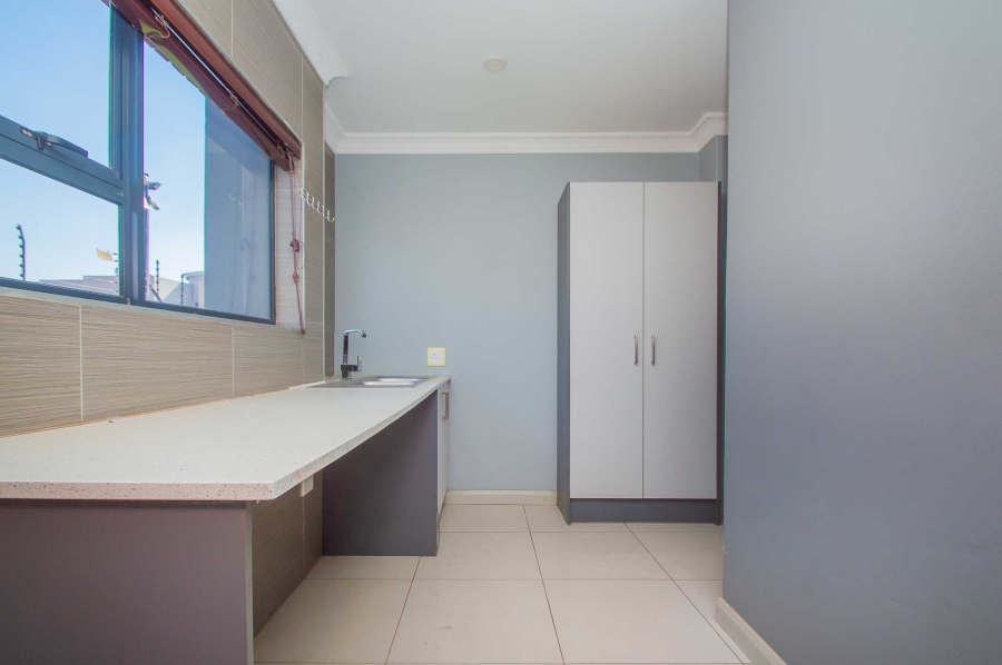 4 Bedroom Property for Sale in Willowbrook Gauteng