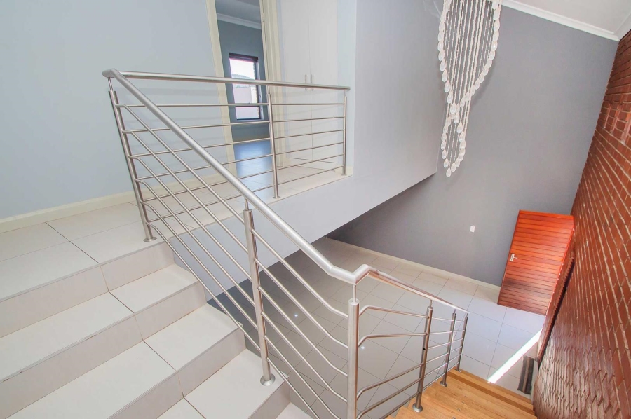 4 Bedroom Property for Sale in Willowbrook Gauteng