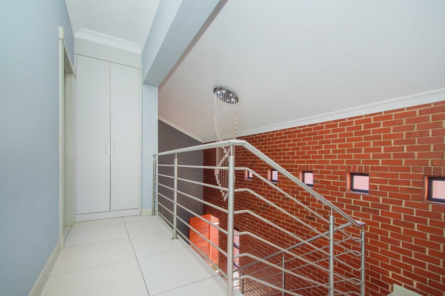 4 Bedroom Property for Sale in Willowbrook Gauteng