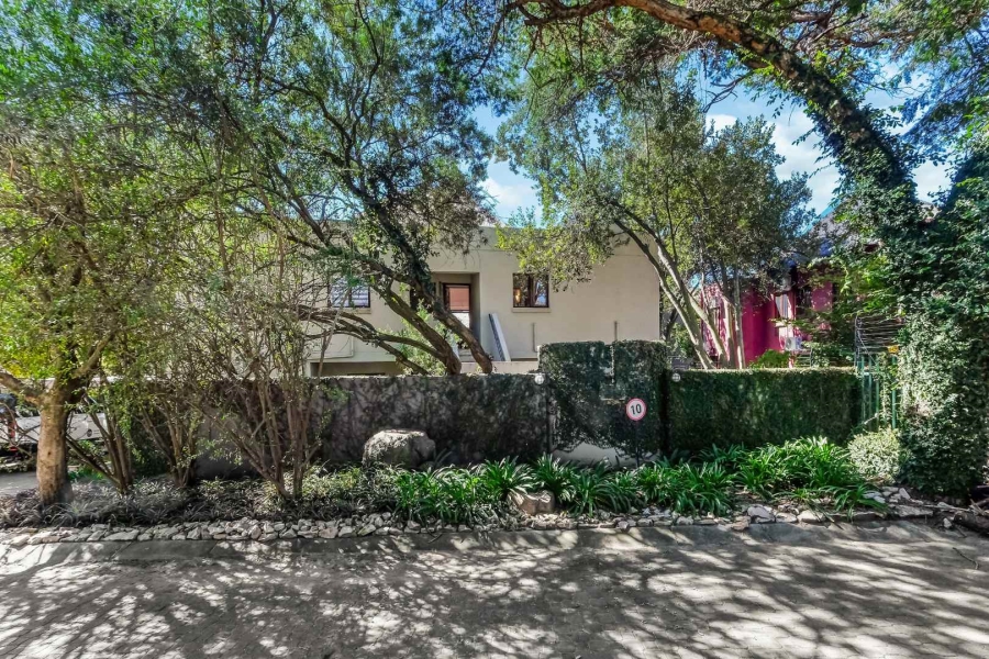 1 Bedroom Property for Sale in Lonehill Gauteng